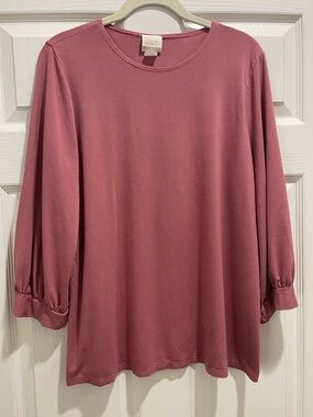 Women's Long-Sleeve Crewneck Tee in Dusty Rose Pink